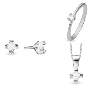 by Aagaard set, with a total of 0,40 ct diamonds Wesselton VS